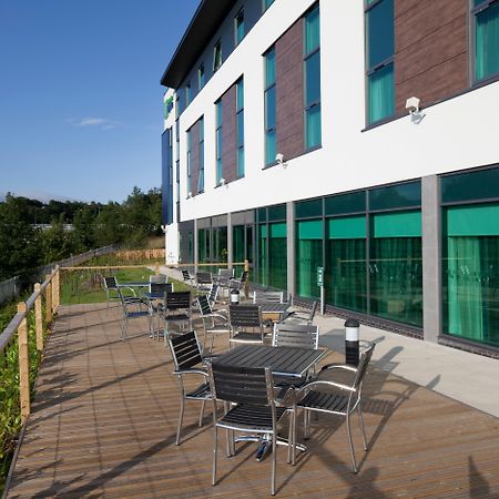 Holiday Inn Express Burnley M65 Jct 10 By Ihg מראה חיצוני תמונה