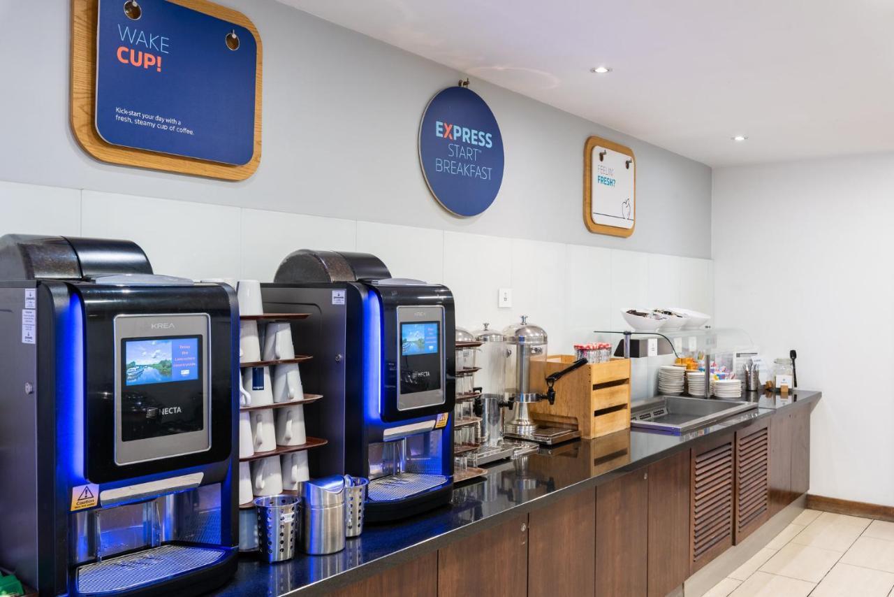 Holiday Inn Express Burnley M65 Jct 10 By Ihg מראה חיצוני תמונה