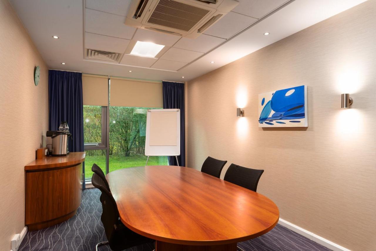 Holiday Inn Express Burnley M65 Jct 10 By Ihg מראה חיצוני תמונה