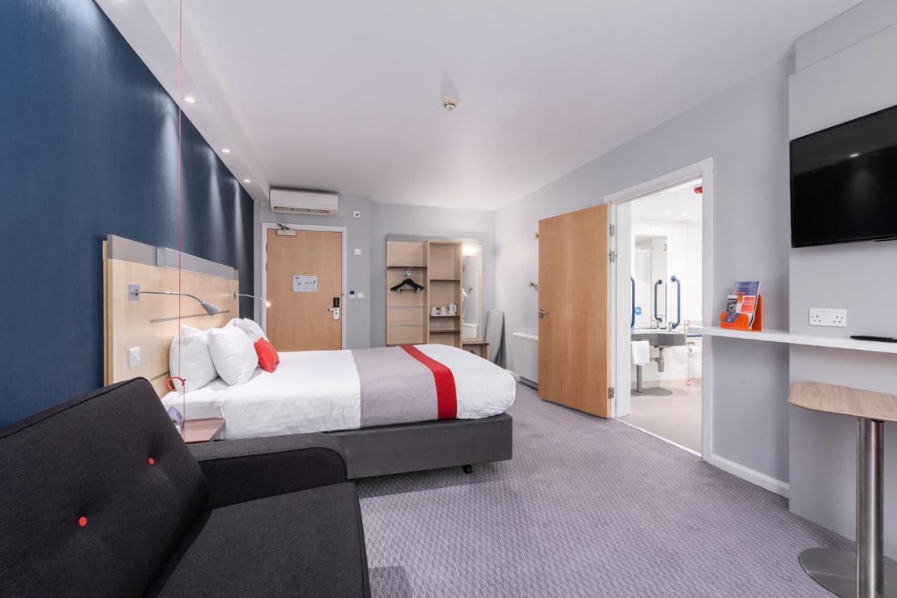 Holiday Inn Express Burnley M65 Jct 10 By Ihg מראה חיצוני תמונה