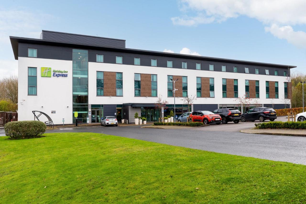 Holiday Inn Express Burnley M65 Jct 10 By Ihg מראה חיצוני תמונה