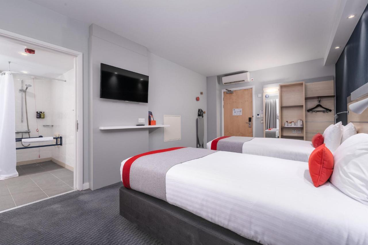 Holiday Inn Express Burnley M65 Jct 10 By Ihg מראה חיצוני תמונה