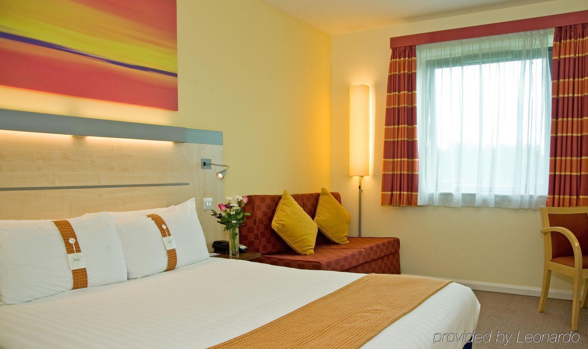 Holiday Inn Express Burnley M65 Jct 10 By Ihg מראה חיצוני תמונה